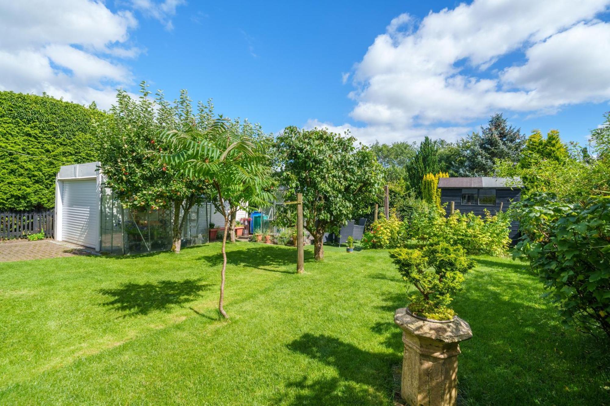 Apple Byrd - Short Stroll Into Kendal Town Centre Villa Exterior photo